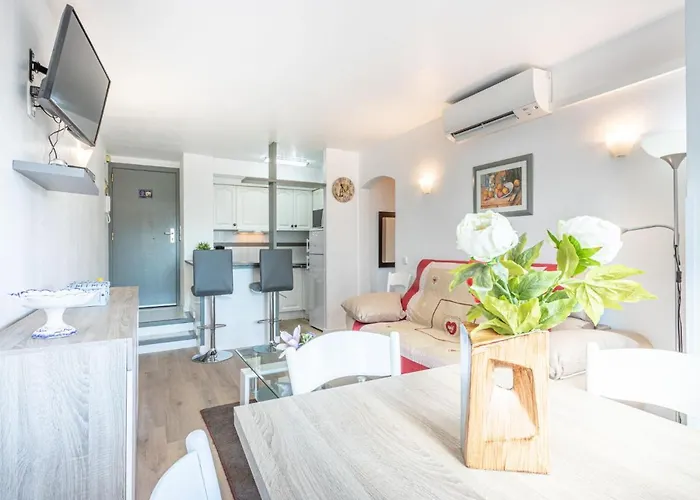 Port Salins By Interhome